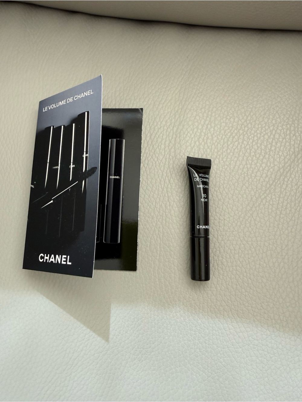 Chanel le volume de Chanel mascara - sample size